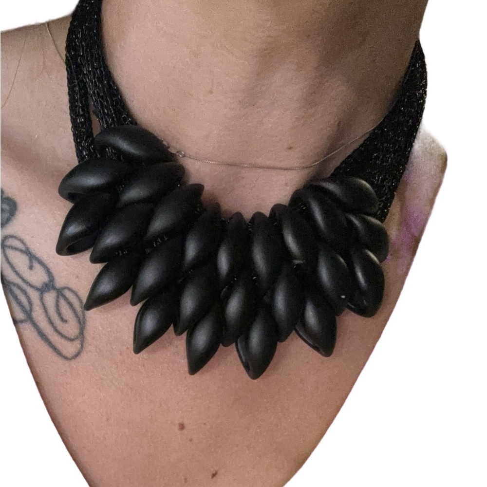 Elegant Black Beaded Necklace